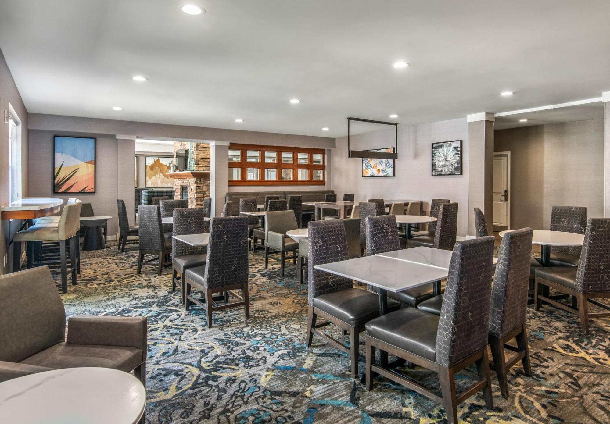 Residence Inn Phoenix Glendale Sports & Entertainment District Zewnętrze zdjęcie